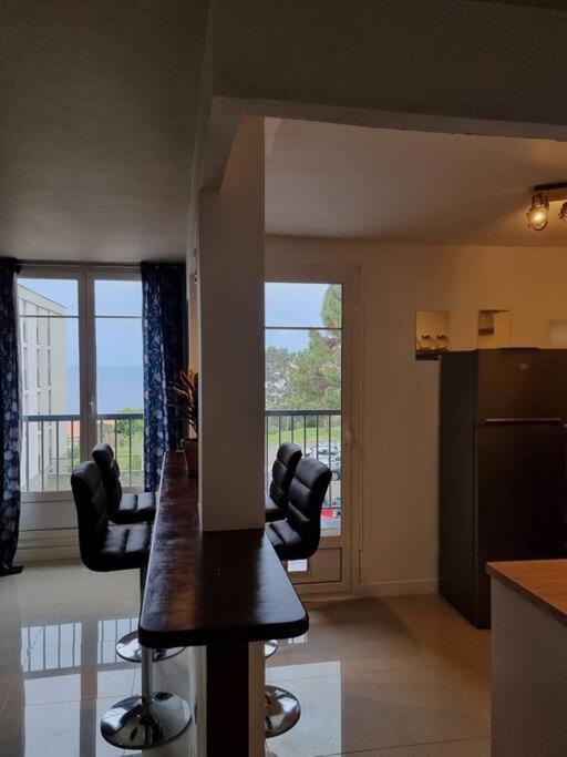 Appartement Vue Mer Avec Parking Gratuit Sur Place 巴斯蒂亚 外观 照片
